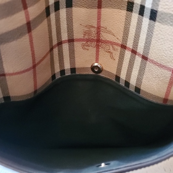 Burberry haymarket crossbody - Picture 3 of 7